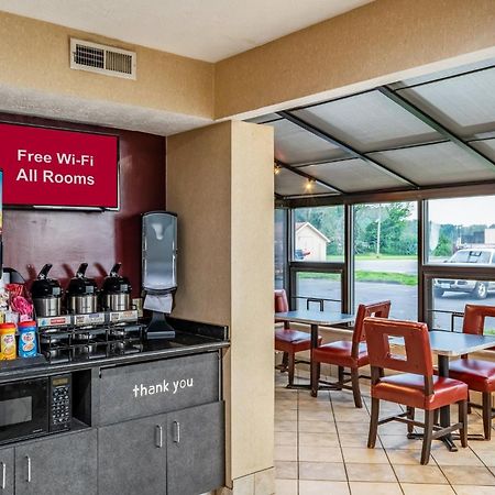 Red Roof Inn Columbus - Taylorsville Экстерьер фото